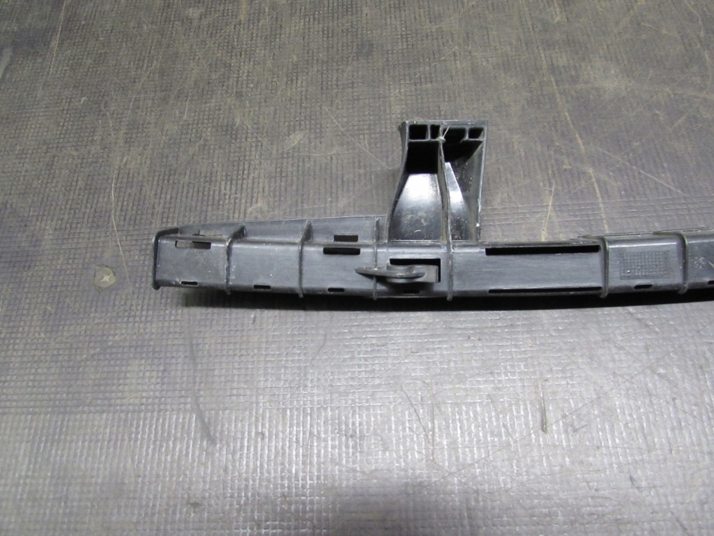 фото №7, Напрямна скло правий перед citroen c4 grand picasso 13-18r 9675911080