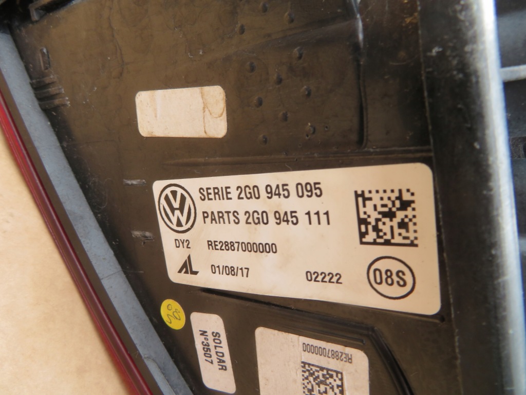 фото №12, Лампа левая задняя vw polo 6 vi 2g0945095 2g0945111