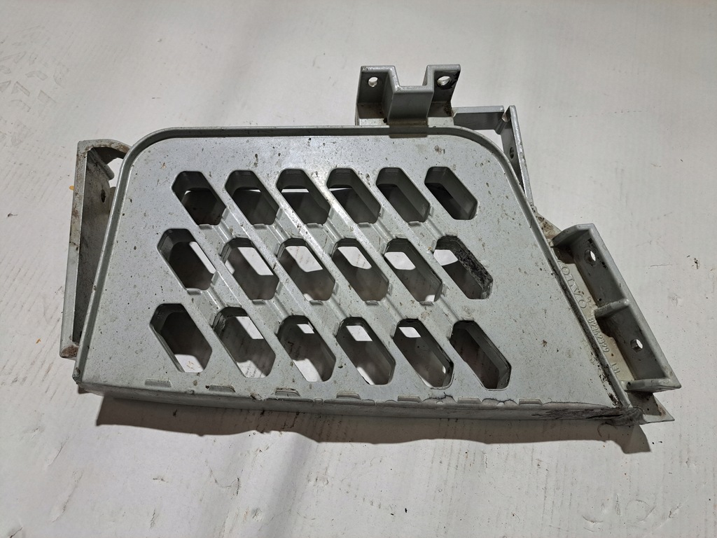 фото №1, Підніжка лівий підніжка решітка оригінал volvo fh 4