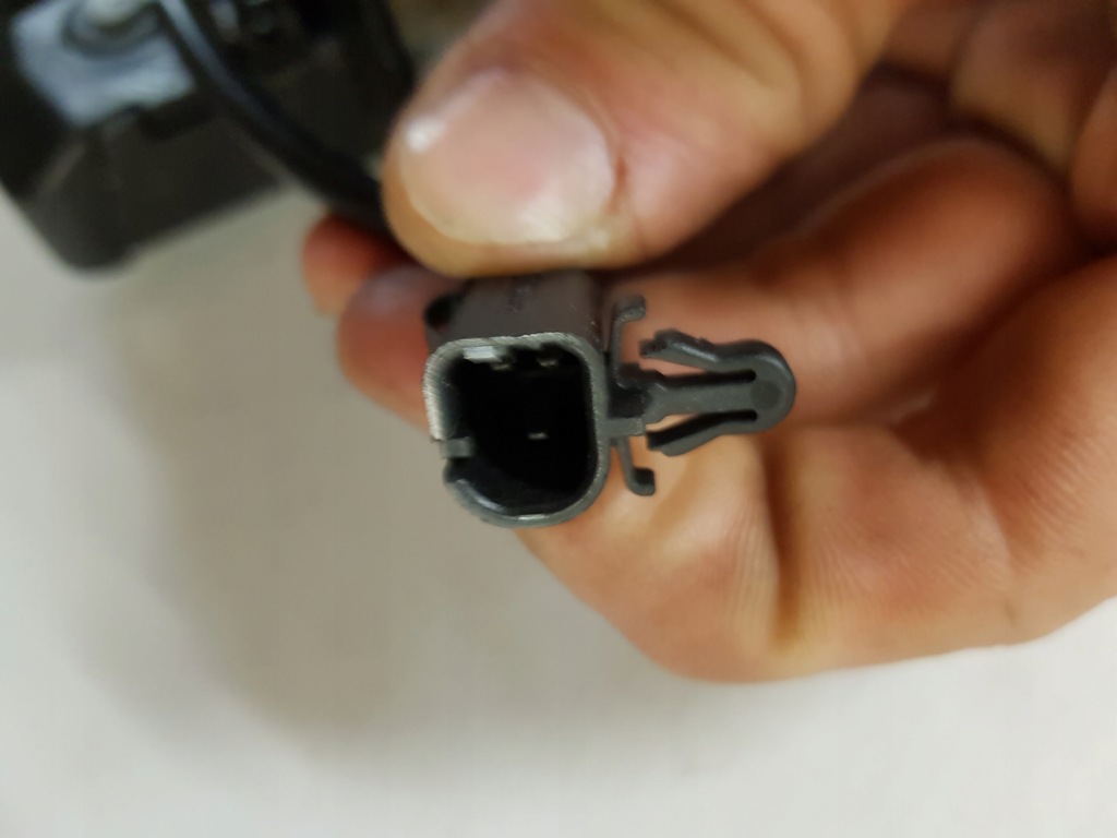 фото №3, Alfa romeo 159 замок кришки багажника задня