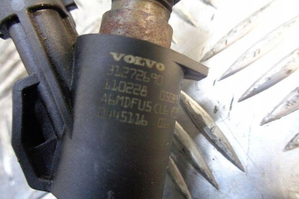 фото №9, Комплект форсунок volvo s60 i 31272690 2.4l дизель 120kw 2011