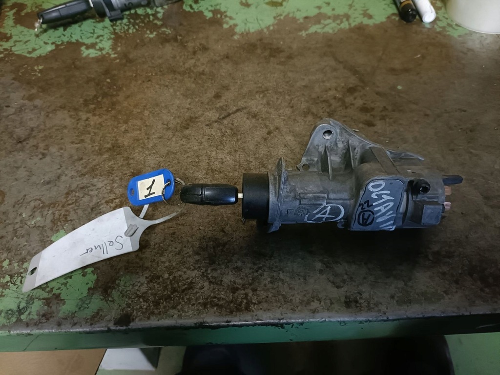 фото №9, Octavia i замок зажигания ключ 4b0905851c