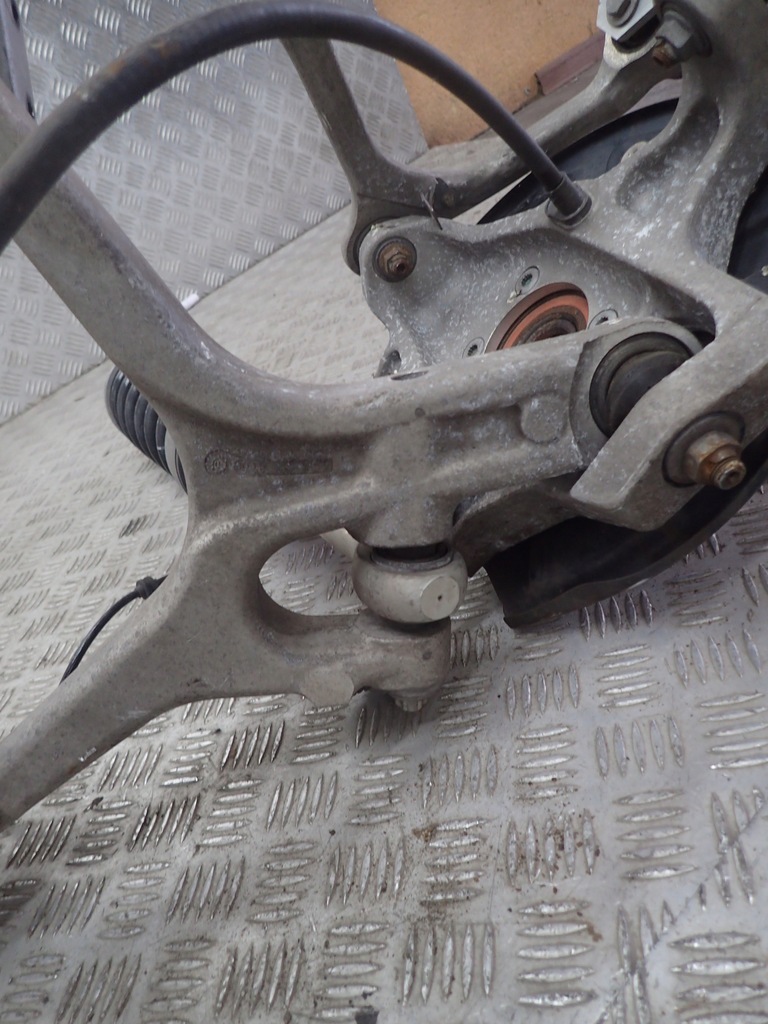 фото №8, Merceds sls a197 підвіска поворотний кулак амортизатор важелі задня праве n183