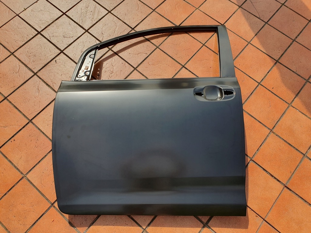 фото №10, Toyota sienna 2015-20 дверь передние левая