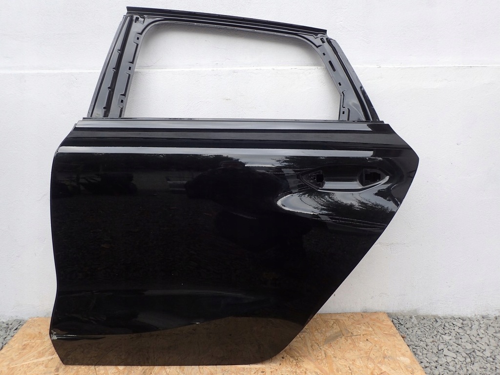 фото №1, Дверь левая задние задняя audi a3 8y 8ya hb sportback
