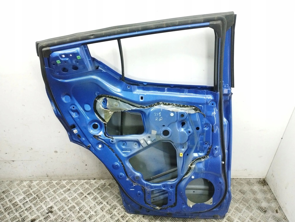 фото №6, Toyota c-hr i 2020 левая сторона дверь