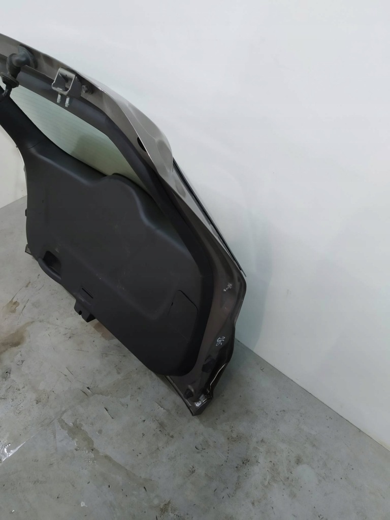 Крышка багажника задний стекло b6s повреждённая hyundai tucson iv 2020- Доставка