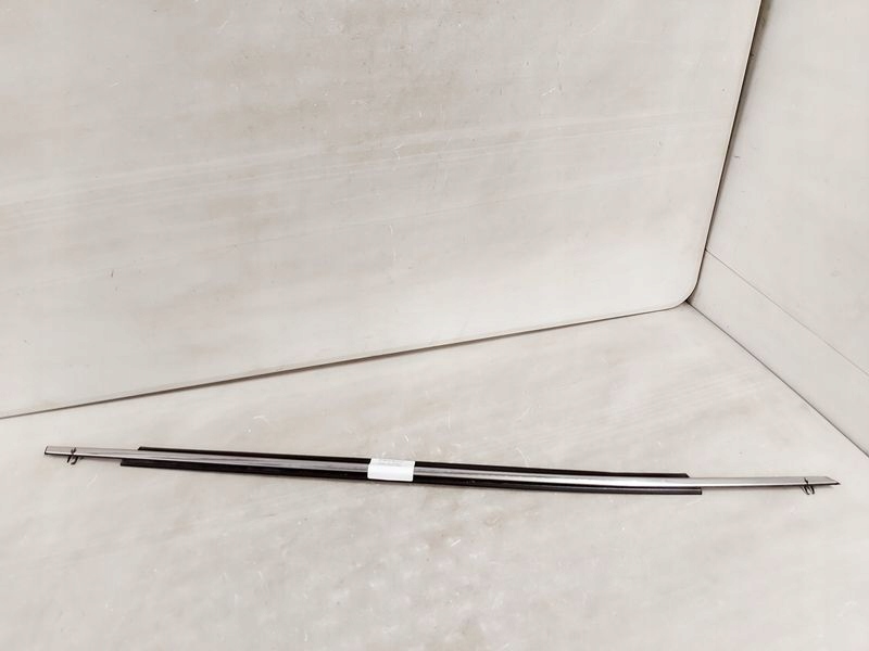 фото №1, Mazda 6 gj kombi молдинг двері правий перед хром