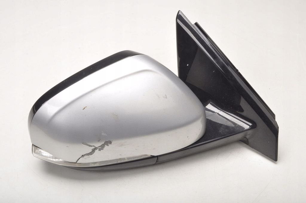 фото №1, Volvo v40 ii дзеркало праве 8 pin r-design