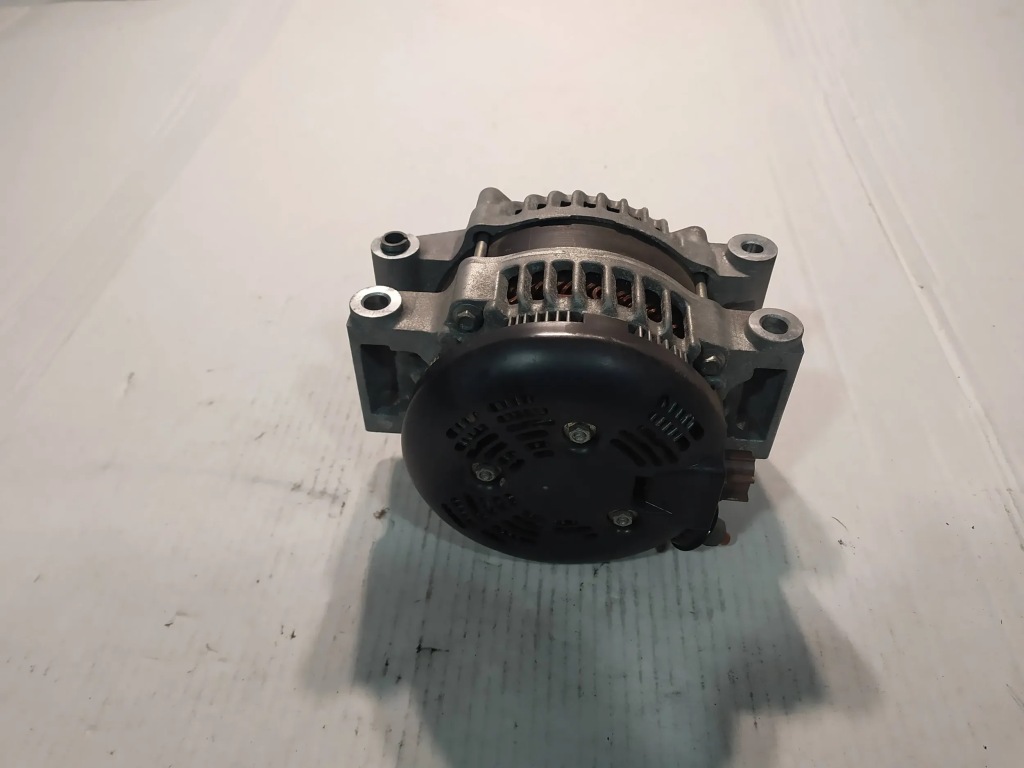 Купить Генератор maserati jeep grand cherokee 1042106590