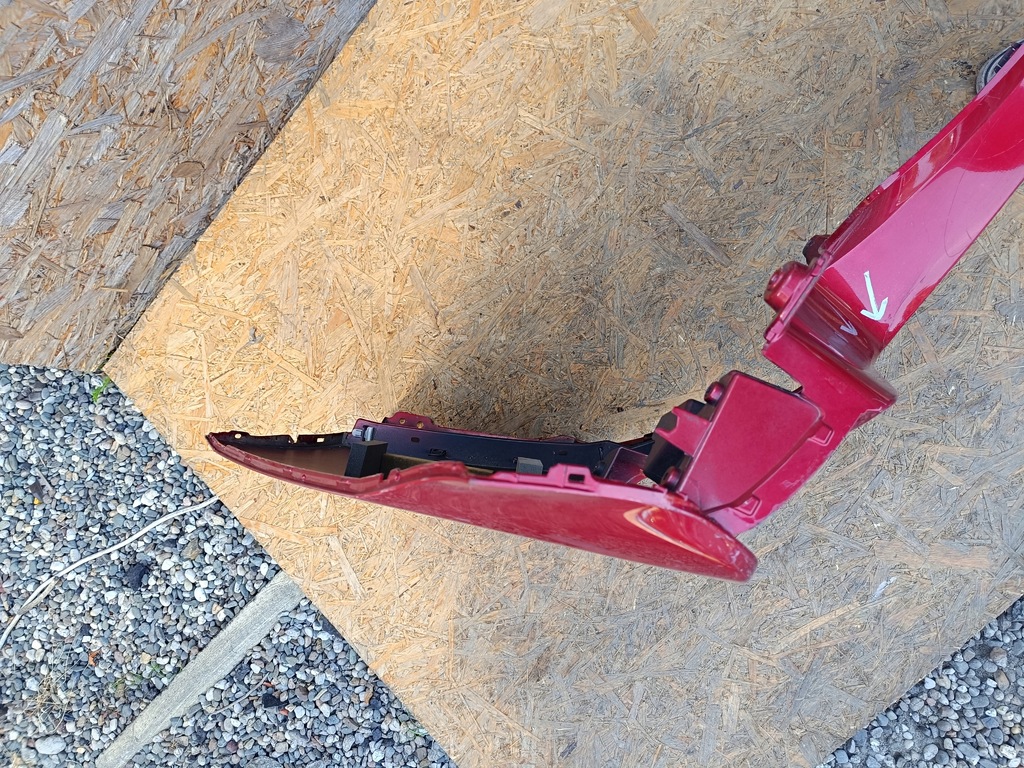 фото №6, Бампер задняя toyota prius iv 2015- bez отверстий