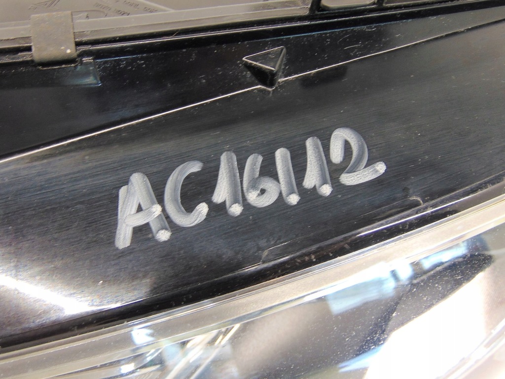 фото №7, Лампа левая перед a5 8t lift ксенон uk 8t0941005d