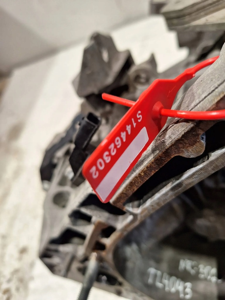 фото №11, Коробка передач передач tl4043 dacia duster 1.5 dci 10-