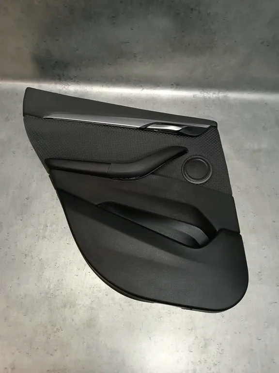 фото №1, Bmw x1 f48 f49 обшивка задняя левый