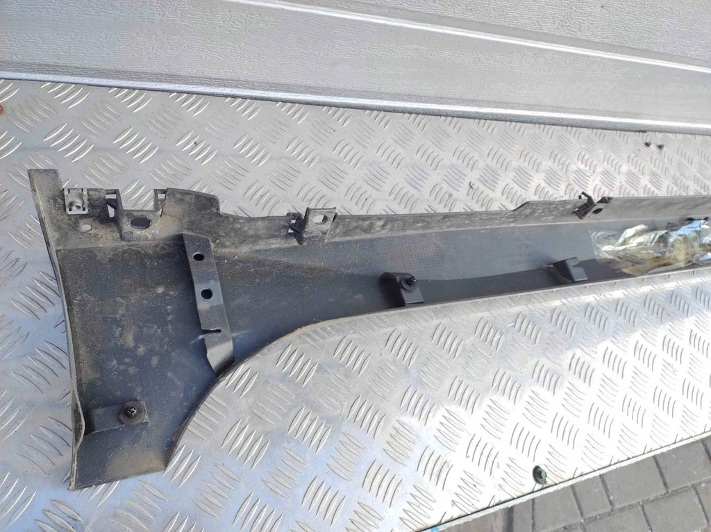 фото №8, Nissan leaf ii молдинг порог правая