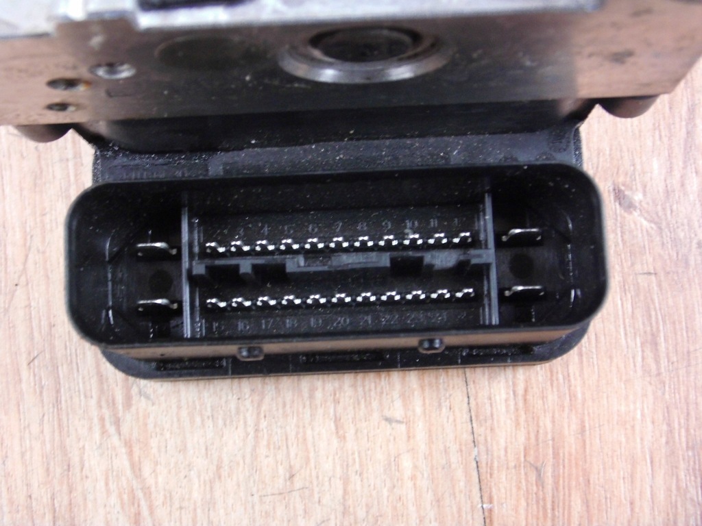 фото №6, Toyota yaris iii 1.5 b насос abs 44540-0d280 89541-0d480