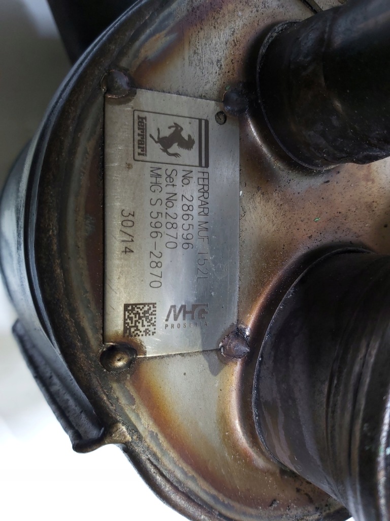 Uszk. бампер выхлоп задний  ferrari f12 berlinetta с Разборки