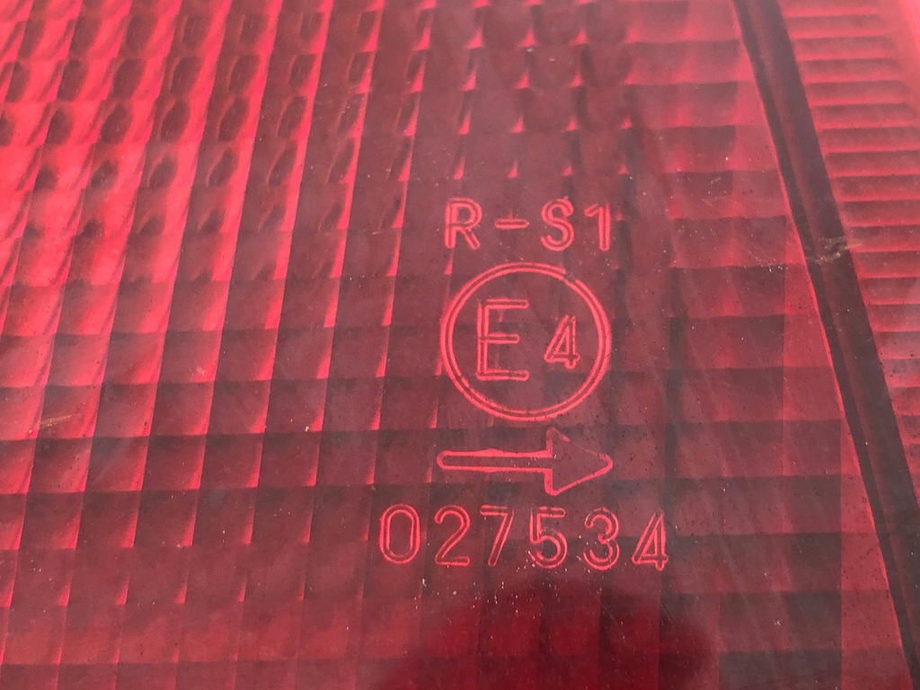 фото №8, Лампа задняя правая mitsubishi colt v hb 043-1679