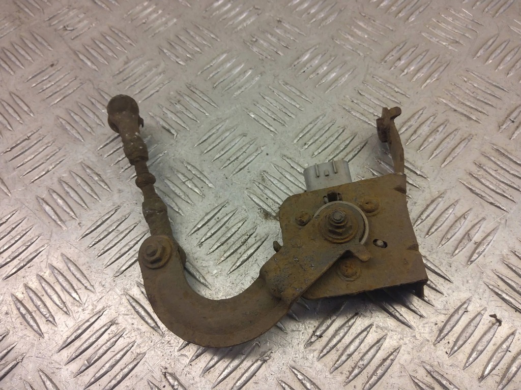 фото №8, Lexus rx 330 - 350 - 400h 2007 датчик выравнивание света osi задний