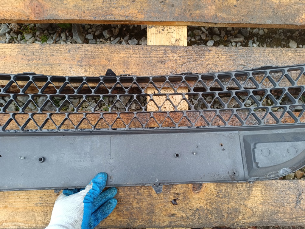 Решётка бампер перед ford focus mk2 st 6m5y17b968aw Киев