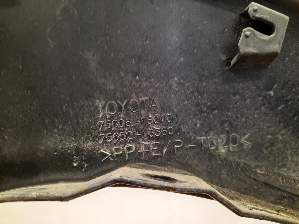 фото №5, Toyota corolla cross 21- молдинг крыла задняя задняя левый 75606-16010