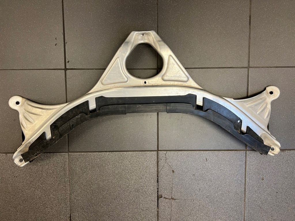 фото №1, Audi a6 a7 кронштейн поперечний розпірка 4g0805645c