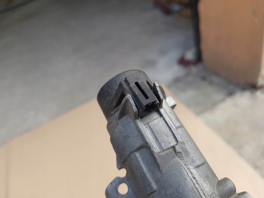 фото №10, Замок зажигания + ключ audi a4 b6 / a6 c5 / a3 8l / tt 8n 4b0905851c sprawdzona