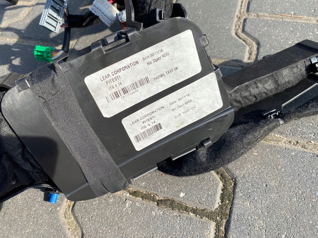 фото №9, Полная электропроводка жгут трубопровод двигателя реле trafic iii vivaro b