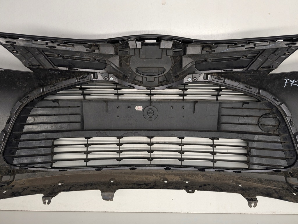 фото №12, Бампер перед toyota yaris iii lift hybrid гибрид 2014-2017