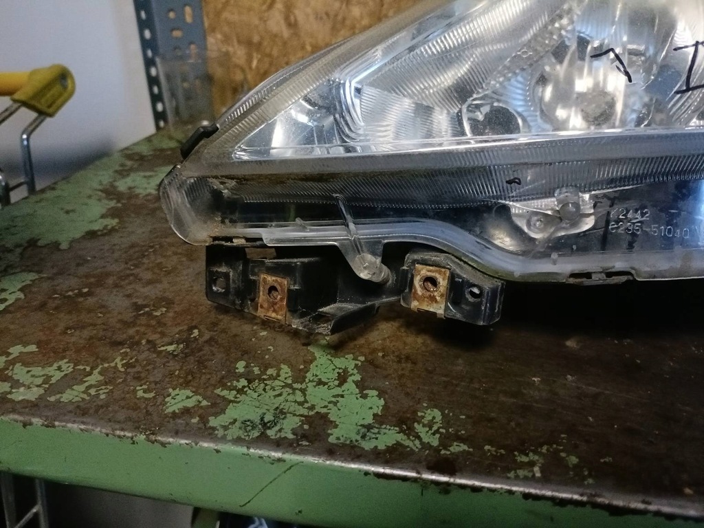 фото №9, Mazda 5 лампа левый перед ксенон