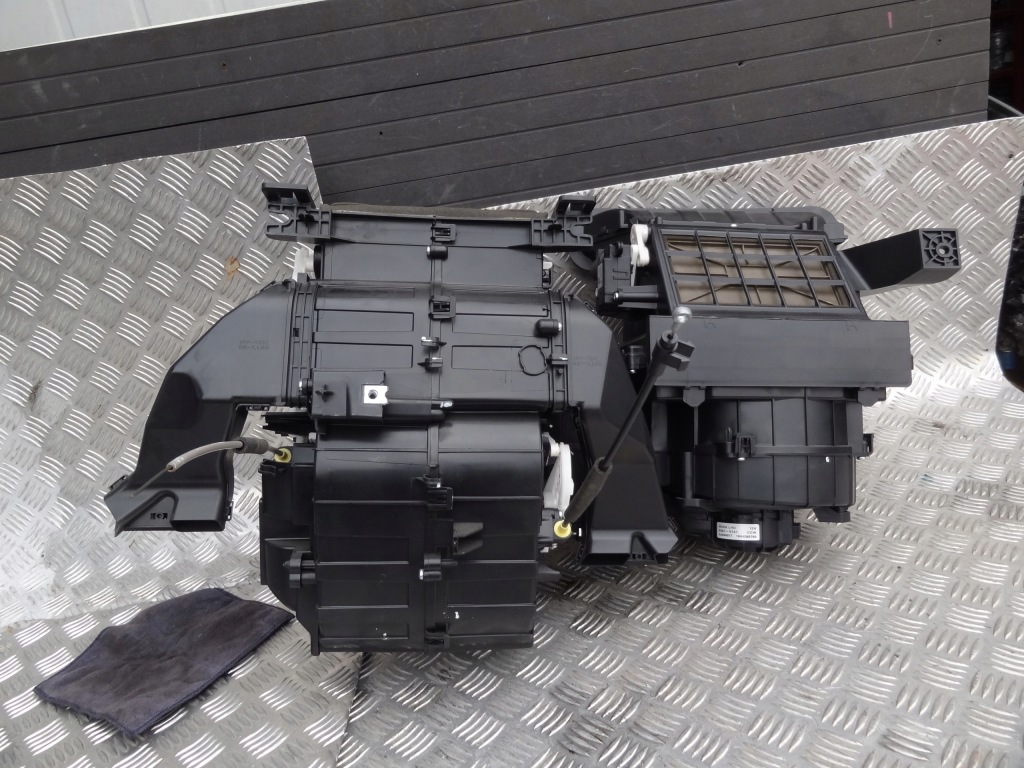 фото №1, Opel karl 2016 обігрівач pod кондиціонер europa оригінал