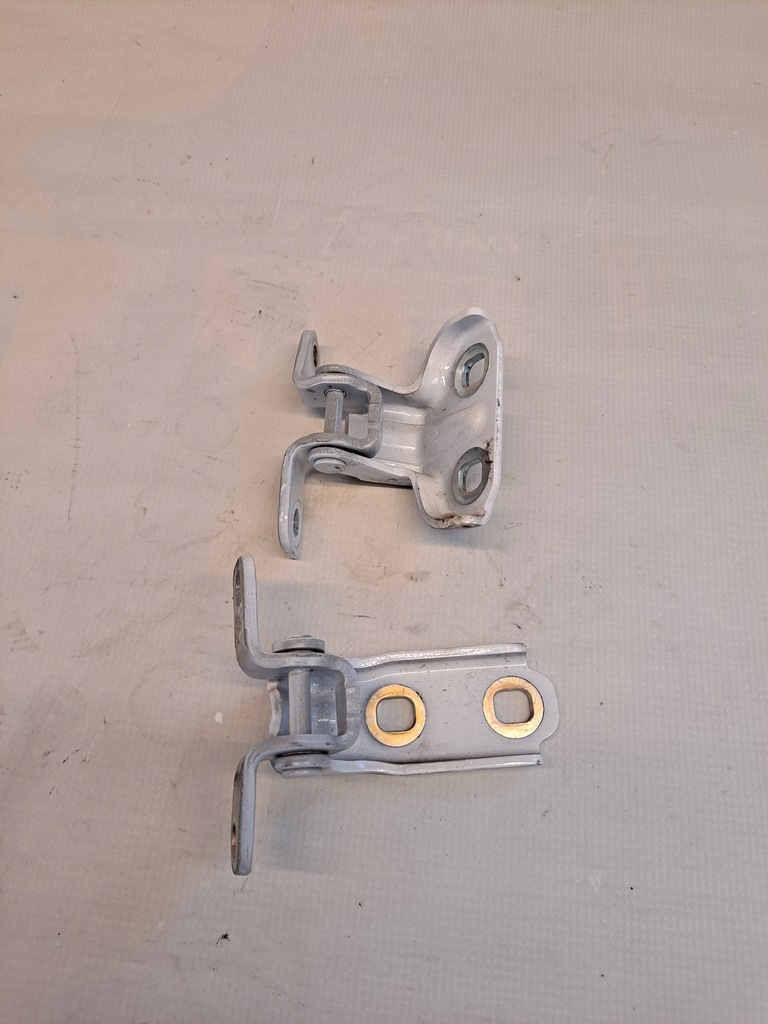 фото №1, Петля петлі двері правий задня c3 aircross