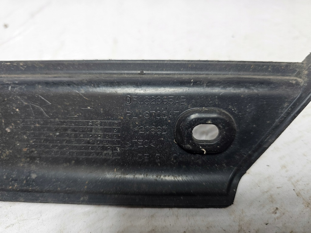 фото №10, Dodge ram 09- брызговик левый задняя 05182365ab usa