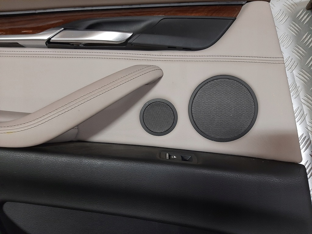 фото №5, Оббивка двері bmw x5 f15