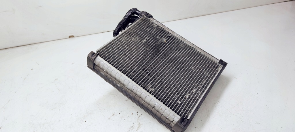 фото №6, Радиатор кондиционера испаритель audi a6 4g0820181a