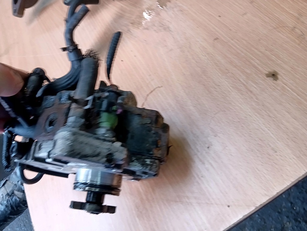 фото №5, Toyota yaris ii 1.4d4d 1.4 насос упорскування