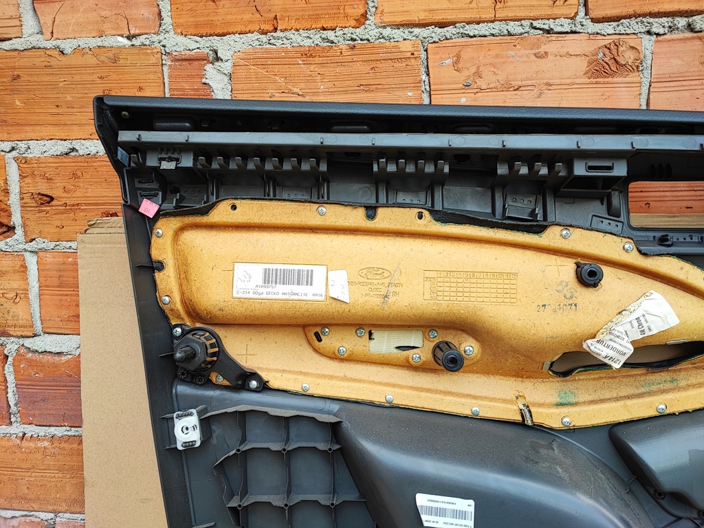 фото №7, Ford kuga mk1 individual обшивка двері правий перед