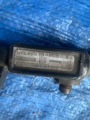 фото №2, Ford mondeo mk3 2.0 tdci молдинг впрыскная