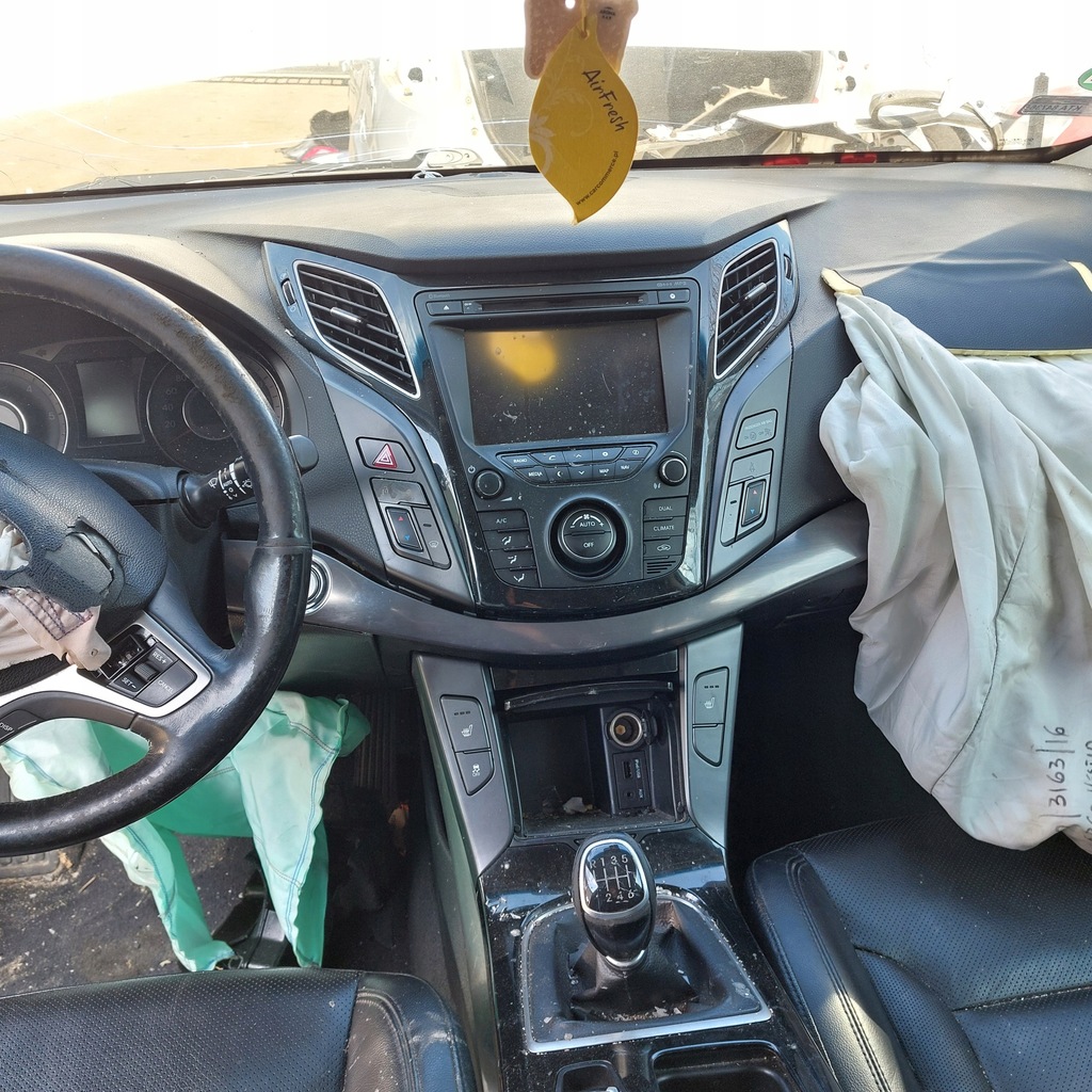 фото №5, Hyundai i40 панель приладів приладова панель приладів do відновлення