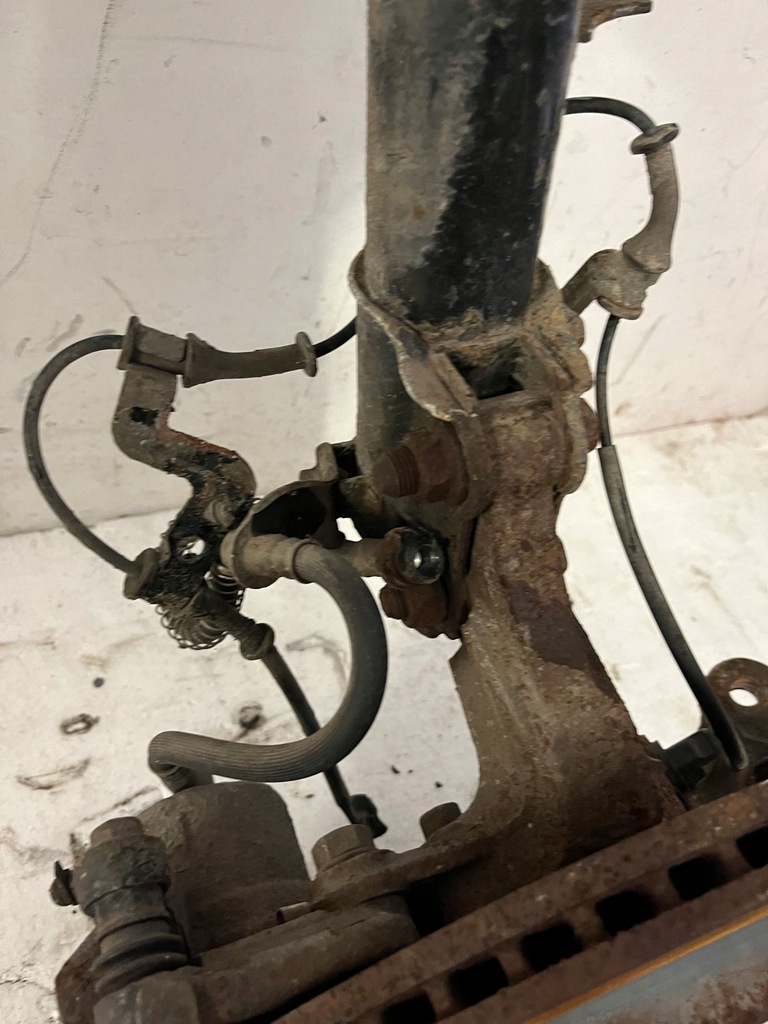 фото №9, Поворотный кулак mcperson левый перед kia ceed ii hyundai i30 1.6 crdi 12 16r śląsk