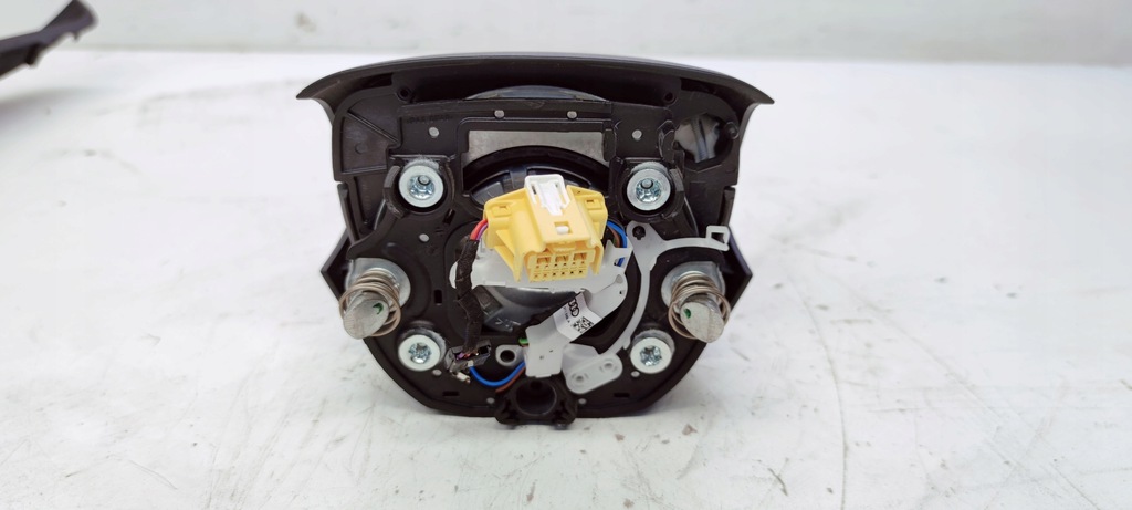 фото №7, Подушка воздушная водителя audi q3 f3 83a880201e