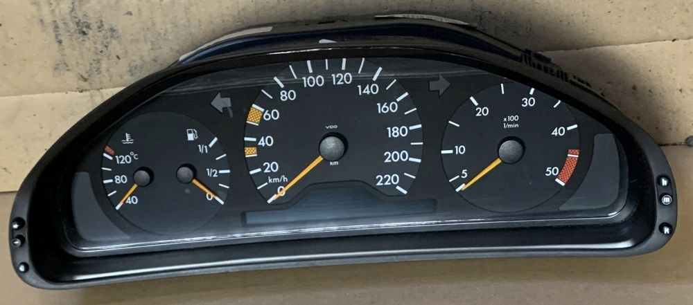 фото №1, Счетчик приборы mercedes w210 2105401248