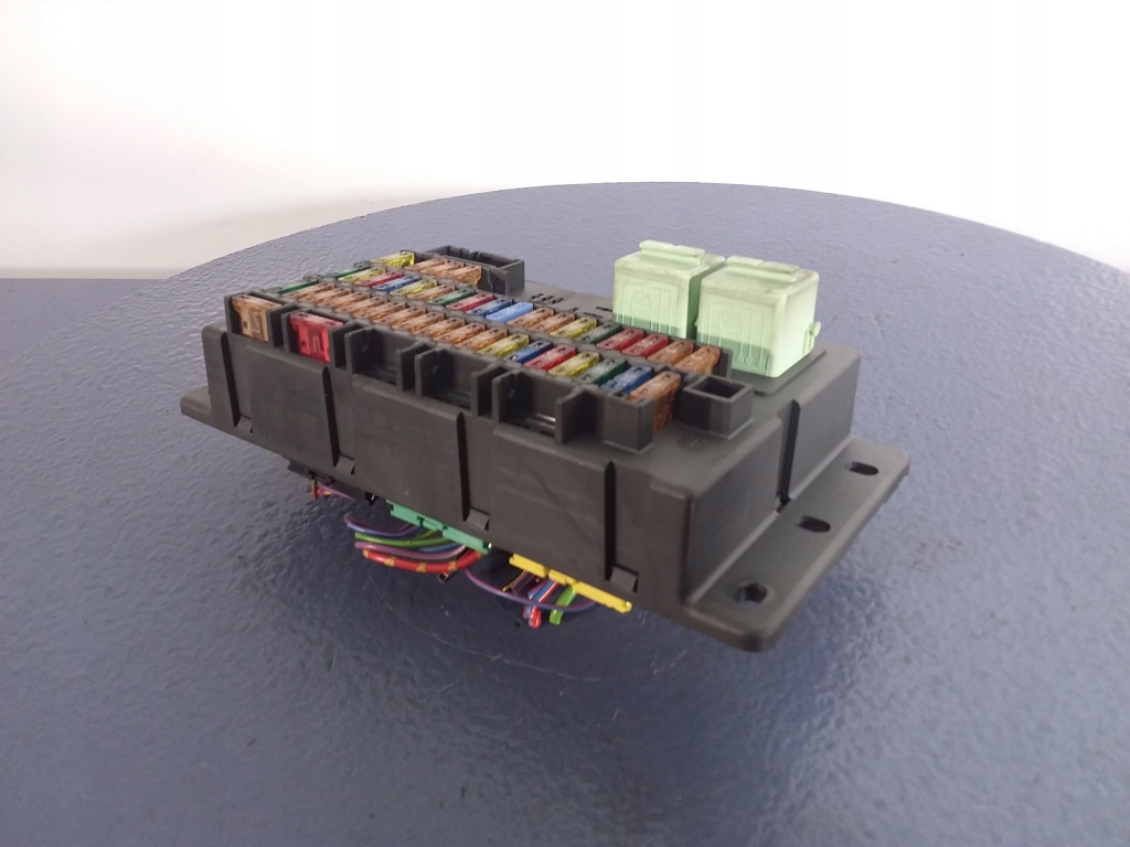 Mini r50 r52 r53 коробка предохранителей 175919070102 518030317 Цена