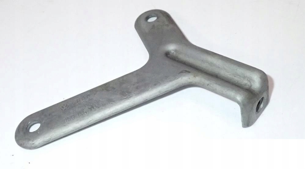 Кронштейн трубы наддува audi q7 a6 c6 059145764 Цена