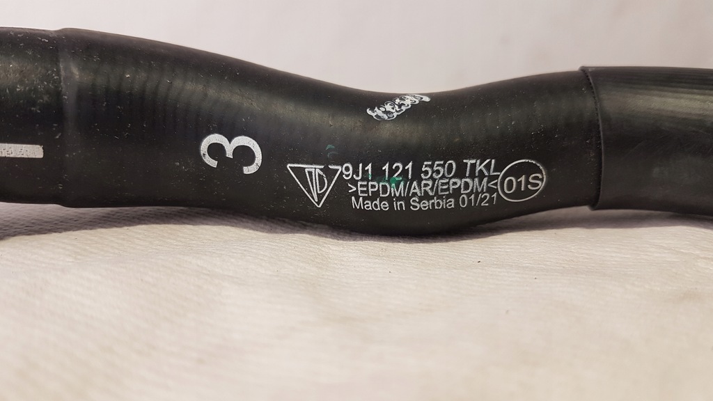 фото №3, Wąż шланг труба wody porsche taycan 9j1