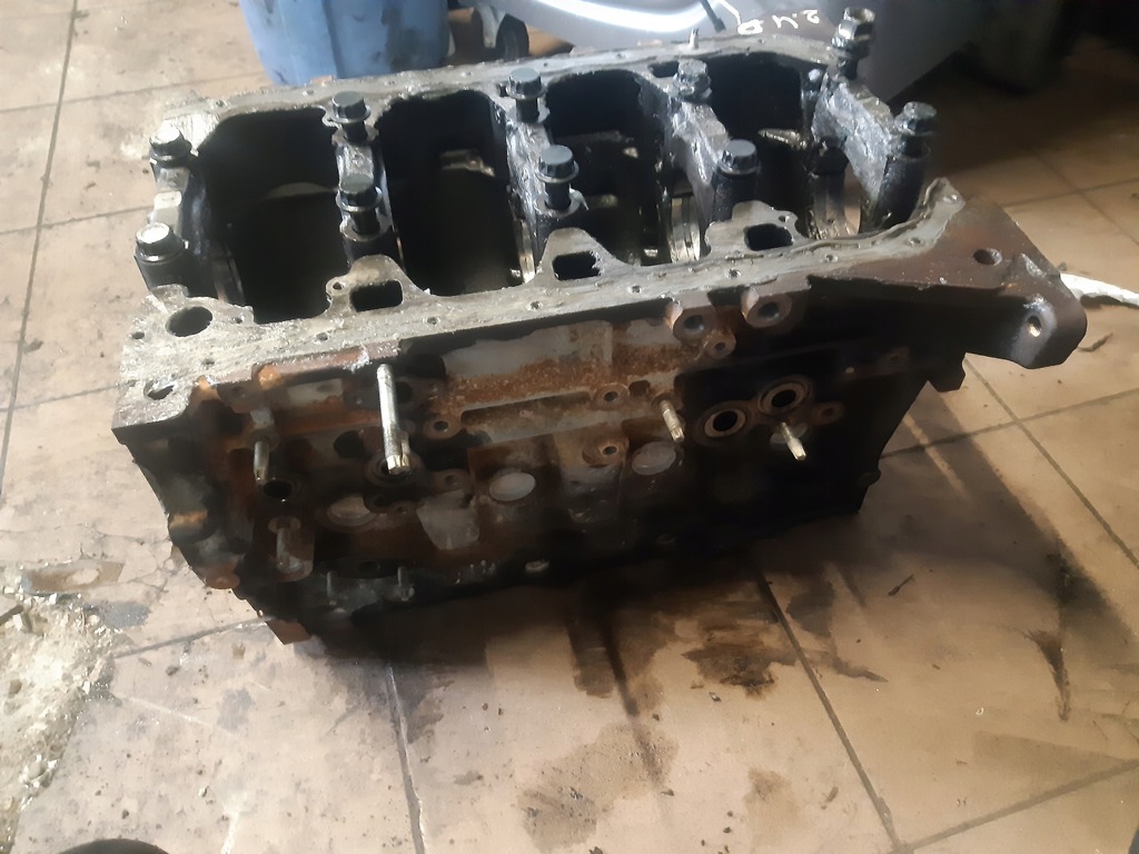 фото №5, Блок двигателя toyota hilux viii 2.4d gdftv