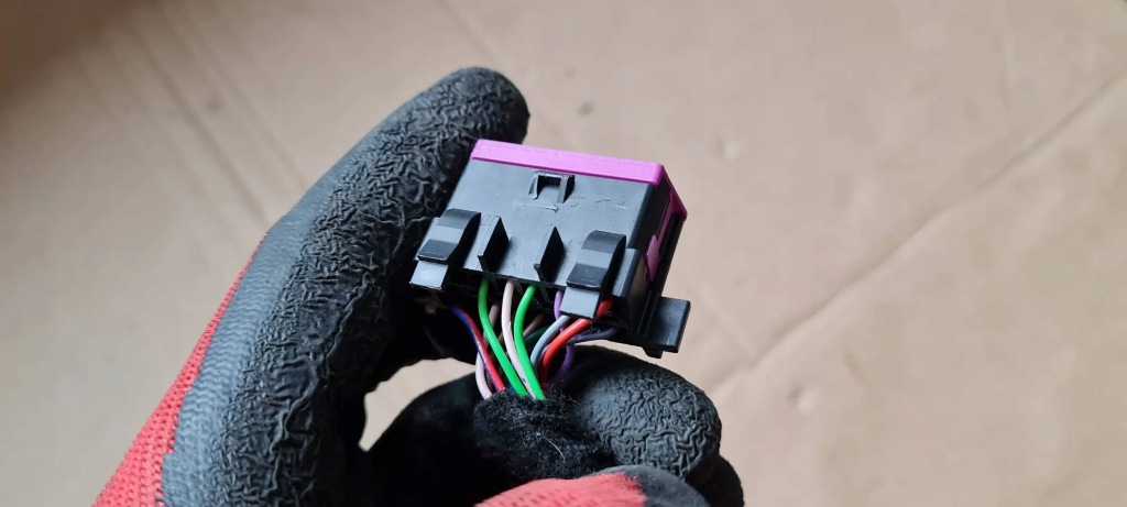 фото №7, Q7 4m ii штекер разъём obd 3a0972695a a6 s6 c7 a4 b8 a5 q5 audi vw