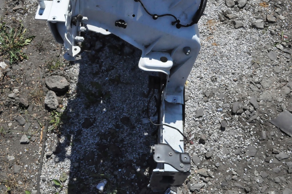 фото №4, Land rover discovery v l462 четверть лонжерон правый перед