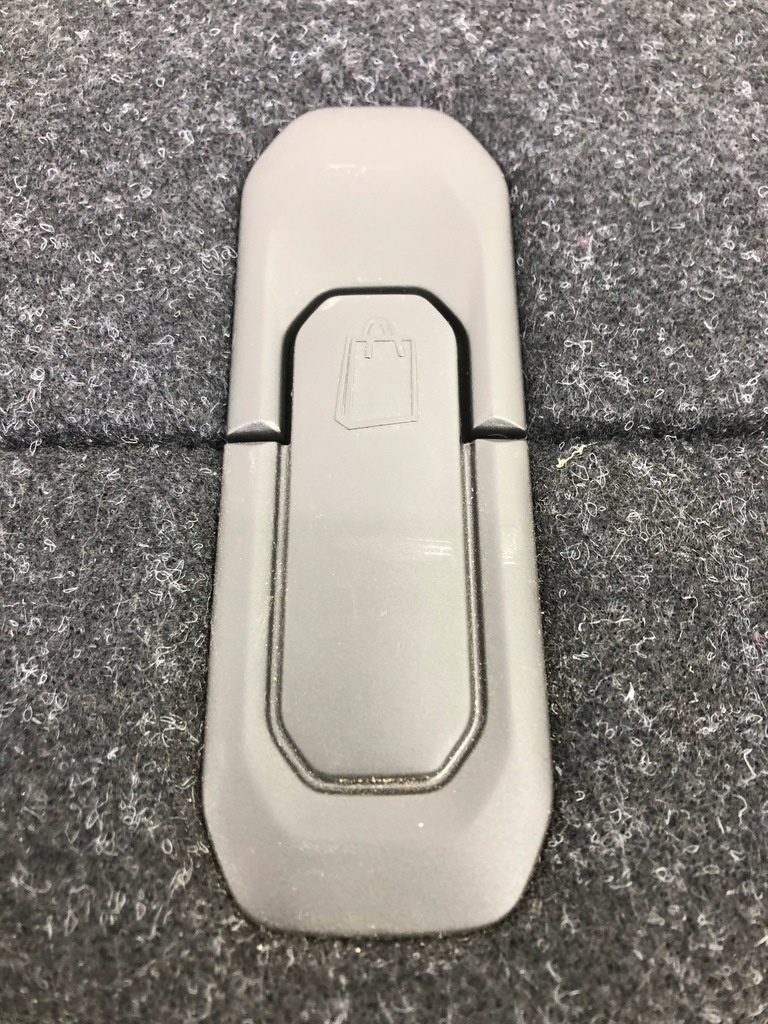 фото №8, Volvo xc40 підлога обшивка багажника задня 31484758