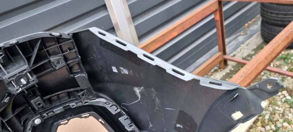 Audi q3 83f sportback 2019- бампер задня оригінал d142 Доставка